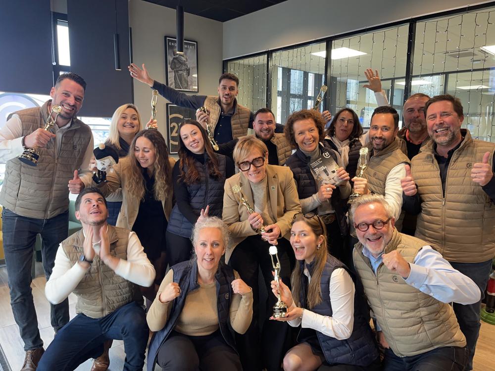 l'équipe de l'agence Espace de l'Isac