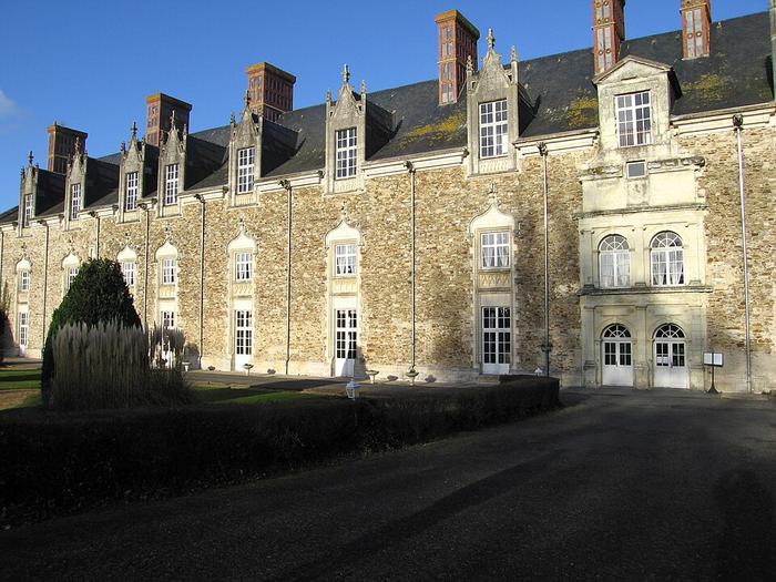 Blain — Immobilier — CENTURY 21 Espace de l'Isac —  Aile Nord du Château de Blain 