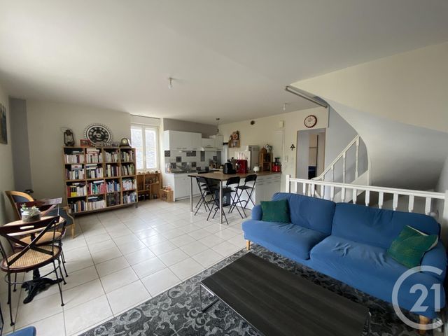 Appartement T4 à louer - 4 pièces - 77.8 m2 - PLESSE - 44 - PAYS-DE-LOIRE - Century 21 Espace De L'Isac