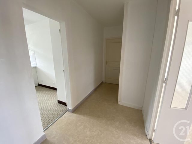 Appartement T4 à vendre - 5 pièces - 87.25 m2 - NOZAY - 44 - PAYS-DE-LOIRE - Century 21 Espace De L'Isac