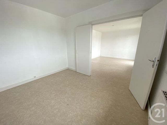 Appartement T4 à vendre - 5 pièces - 87.25 m2 - NOZAY - 44 - PAYS-DE-LOIRE - Century 21 Espace De L'Isac