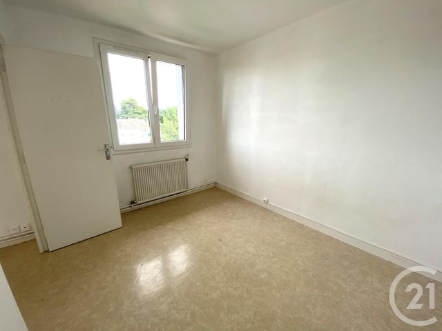 Appartement T4 à vendre - 5 pièces - 87.25 m2 - NOZAY - 44 - PAYS-DE-LOIRE - Century 21 Espace De L'Isac