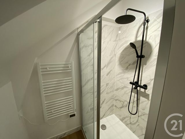 maison à louer - 4 pièces - 79.21 m2 - GRANDCHAMPS DES FONTAINES - 44 - PAYS-DE-LOIRE - Century 21 Espace De L'Isac