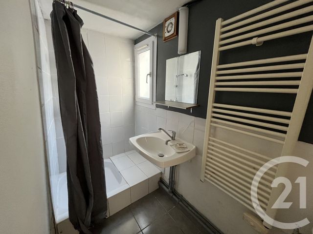 Appartement T2 à vendre - 2 pièces - 46.69 m2 - NOZAY - 44 - PAYS-DE-LOIRE - Century 21 Espace De L'Isac