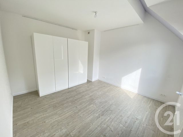 Appartement T5 à louer - 5 pièces - 85.19 m2 - HERIC - 44 - PAYS-DE-LOIRE - Century 21 Espace De L'Isac