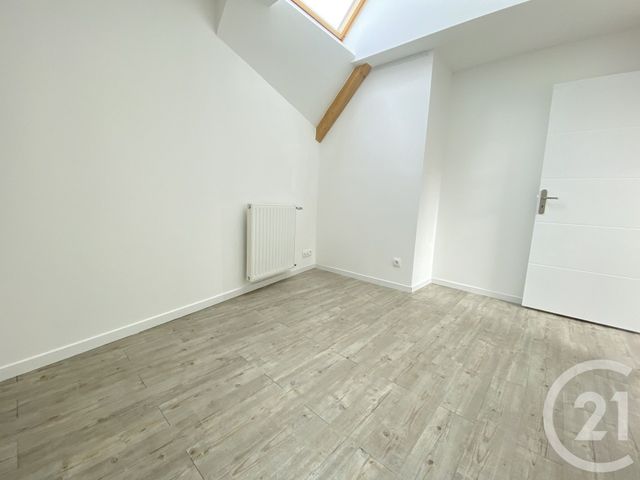 Appartement T5 à louer - 5 pièces - 85.19 m2 - HERIC - 44 - PAYS-DE-LOIRE - Century 21 Espace De L'Isac