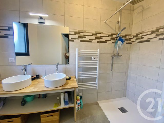 maison à vendre - 5 pièces - 105.86 m2 - NOTRE DAME DES LANDES - 44 - PAYS-DE-LOIRE - Century 21 Espace De L'Isac