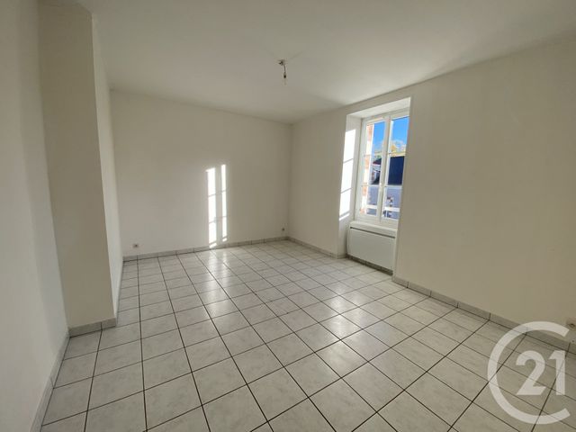 Appartement à louer - 4 pièces - 71.0 m2 - BLAIN - 44 - PAYS-DE-LOIRE - Century 21 Espace De L'Isac