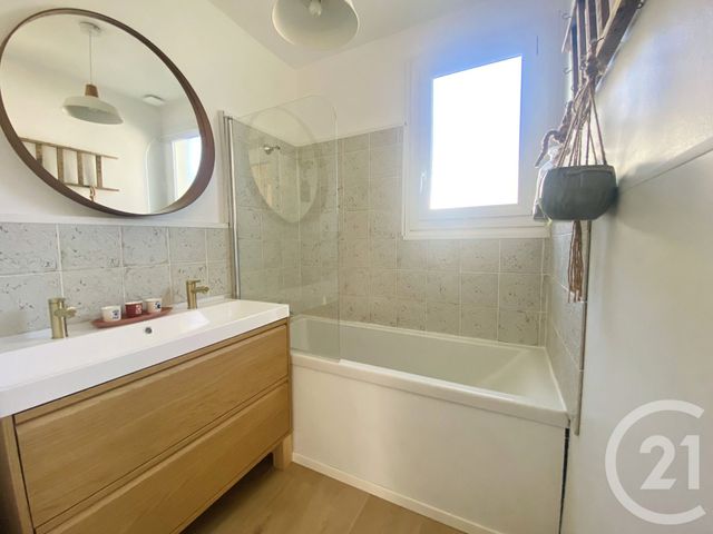 maison à vendre - 5 pièces - 114.33 m2 - NOTRE DAME DES LANDES - 44 - PAYS-DE-LOIRE - Century 21 Espace De L'Isac