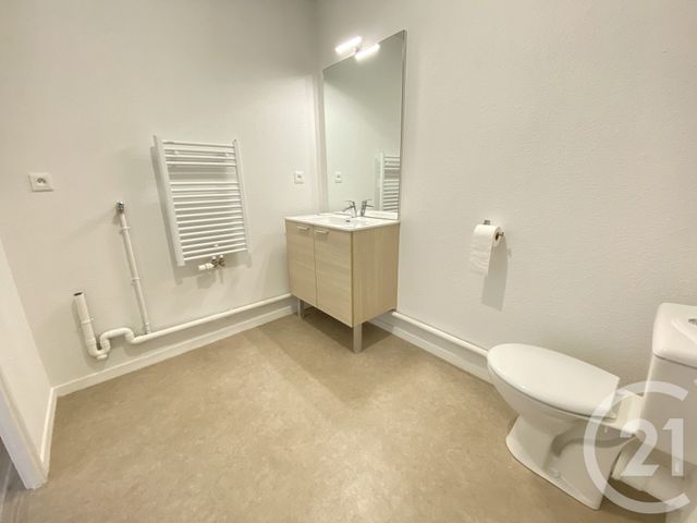 Appartement T2 à louer - 2 pièces - 39.0 m2 - BLAIN - 44 - PAYS-DE-LOIRE - Century 21 Espace De L'Isac