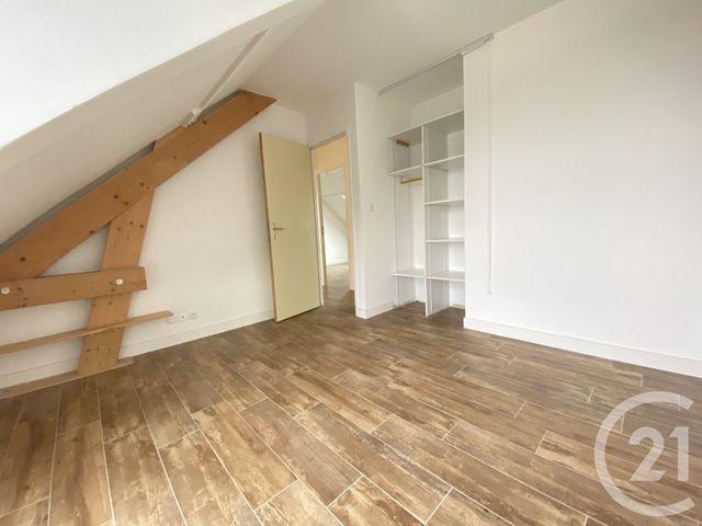 maison à louer - 5 pièces - 88.98 m2 - BLAIN - 44 - PAYS-DE-LOIRE - Century 21 Espace De L'Isac