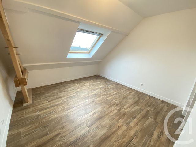 maison à louer - 5 pièces - 88.98 m2 - BLAIN - 44 - PAYS-DE-LOIRE - Century 21 Espace De L'Isac