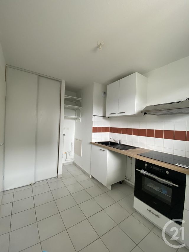 Appartement F3 à louer - 3 pièces - 61.9 m2 - BLAIN - 44 - PAYS-DE-LOIRE - Century 21 Espace De L'Isac