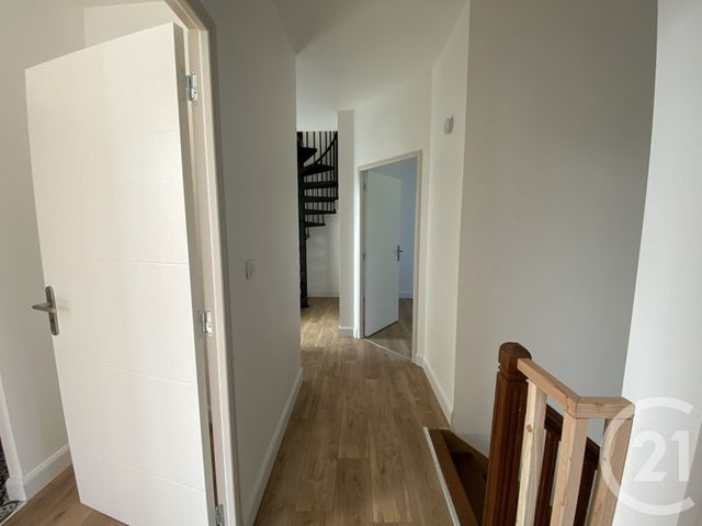 maison à louer - 6 pièces - 113.62 m2 - GUEMENE PENFAO - 44 - PAYS-DE-LOIRE - Century 21 Espace De L'Isac