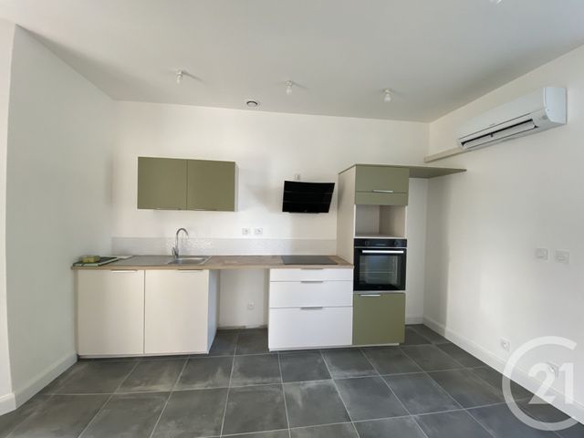 maison à louer - 6 pièces - 113.62 m2 - GUEMENE PENFAO - 44 - PAYS-DE-LOIRE - Century 21 Espace De L'Isac