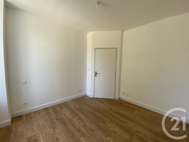 maison à louer - 6 pièces - 113.62 m2 - GUEMENE PENFAO - 44 - PAYS-DE-LOIRE - Century 21 Espace De L'Isac