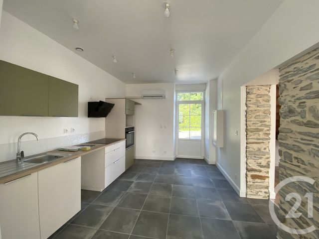 maison à louer - 6 pièces - 113.62 m2 - GUEMENE PENFAO - 44 - PAYS-DE-LOIRE - Century 21 Espace De L'Isac