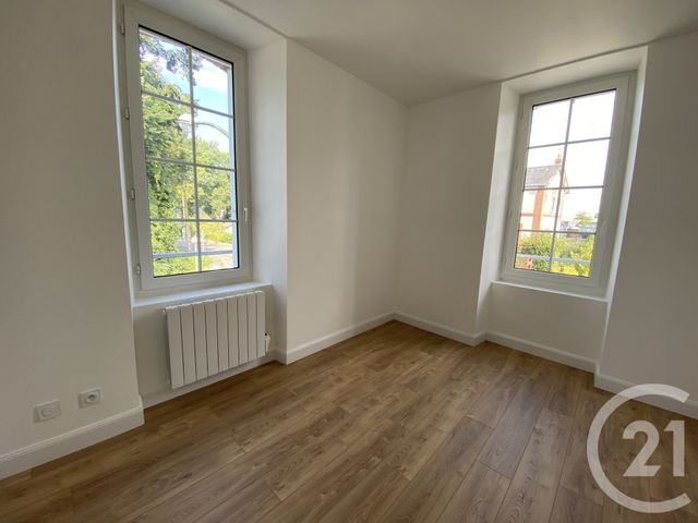 maison à louer - 6 pièces - 113.62 m2 - GUEMENE PENFAO - 44 - PAYS-DE-LOIRE - Century 21 Espace De L'Isac