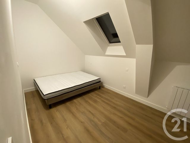 maison à louer - 5 pièces - 79.21 m2 - GRANDCHAMPS DES FONTAINES - 44 - PAYS-DE-LOIRE - Century 21 Espace De L'Isac