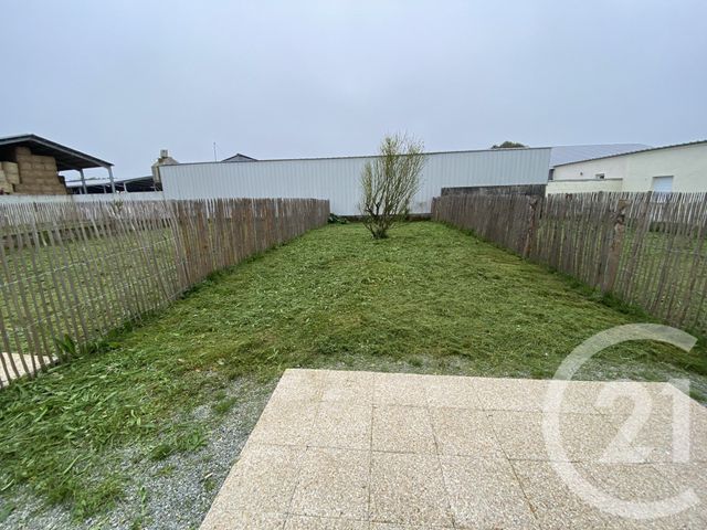 maison à louer - 5 pièces - 79.21 m2 - GRANDCHAMPS DES FONTAINES - 44 - PAYS-DE-LOIRE - Century 21 Espace De L'Isac