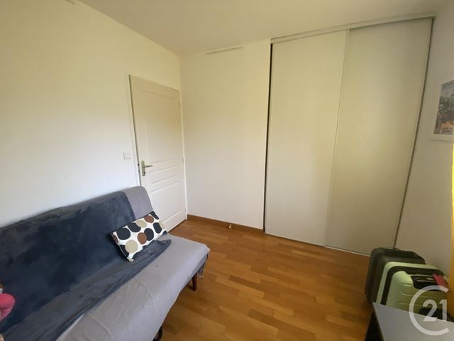 Appartement T3 à louer - 3 pièces - 76.0 m2 - ST HERBLAIN - 44 - PAYS-DE-LOIRE - Century 21 Espace De L'Isac