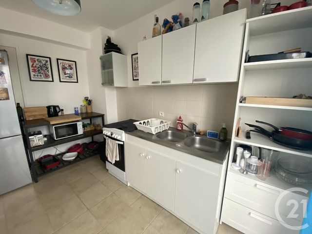 Appartement T3 à louer - 3 pièces - 76.0 m2 - ST HERBLAIN - 44 - PAYS-DE-LOIRE - Century 21 Espace De L'Isac