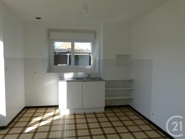 maison à louer - 5 pièces - 97.68 m2 - PLESSE - 44 - PAYS-DE-LOIRE - Century 21 Espace De L'Isac