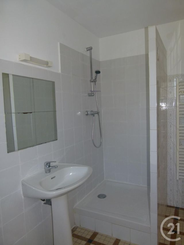 maison à louer - 5 pièces - 97.68 m2 - PLESSE - 44 - PAYS-DE-LOIRE - Century 21 Espace De L'Isac