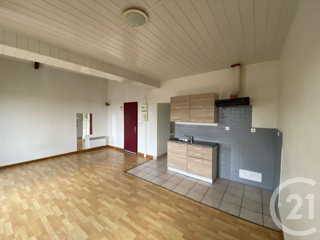 Appartement Duplex à louer - 2 pièces - 37.88 m2 - NOZAY - 44 - PAYS-DE-LOIRE - Century 21 Espace De L'Isac