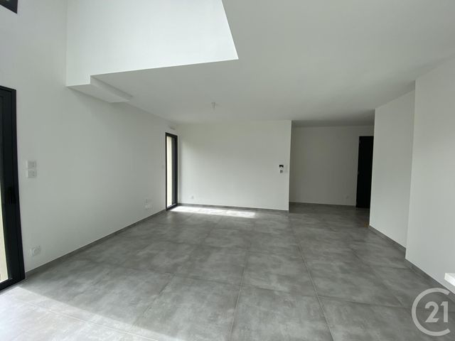 maison à louer - 4 pièces - 121.66 m2 - LA CHEVALLERAIS - 44 - PAYS-DE-LOIRE - Century 21 Espace De L'Isac