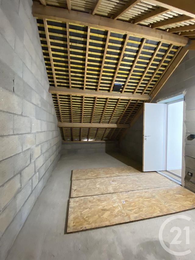 maison à louer - 4 pièces - 121.66 m2 - LA CHEVALLERAIS - 44 - PAYS-DE-LOIRE - Century 21 Espace De L'Isac