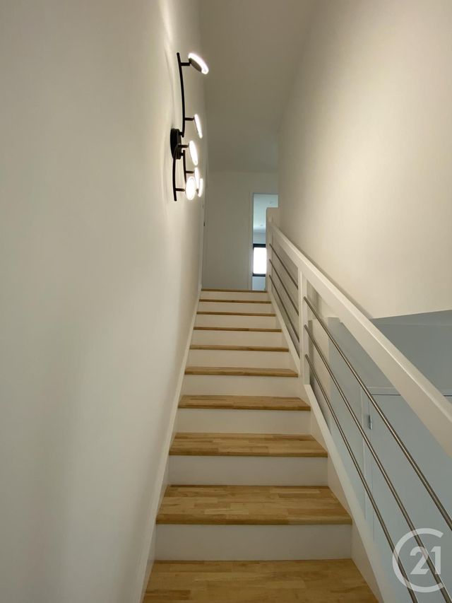 maison à louer - 4 pièces - 121.66 m2 - LA CHEVALLERAIS - 44 - PAYS-DE-LOIRE - Century 21 Espace De L'Isac