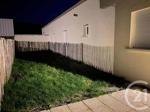 maison à louer - 5 pièces - 101.81 m2 - GRANDCHAMPS DES FONTAINES - 44 - PAYS-DE-LOIRE - Century 21 Espace De L'Isac