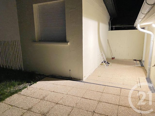 maison à louer - 5 pièces - 101.81 m2 - GRANDCHAMPS DES FONTAINES - 44 - PAYS-DE-LOIRE - Century 21 Espace De L'Isac