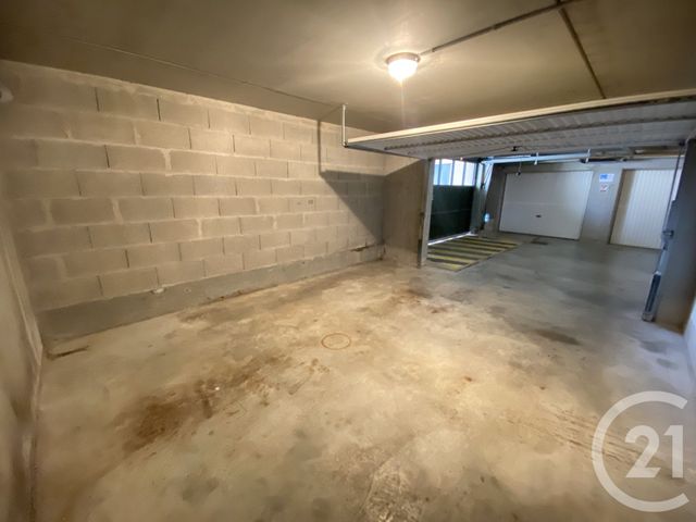 parking à louer - 21.0 m2 - ST HERBLAIN - 44 - PAYS-DE-LOIRE - Century 21 Espace De L'Isac