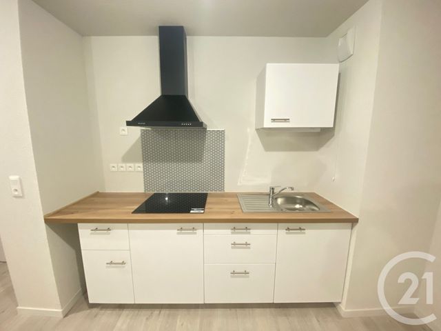 Appartement à louer - 2 pièces - 45.23 m2 - BLAIN - 44 - PAYS-DE-LOIRE - Century 21 Espace De L'Isac