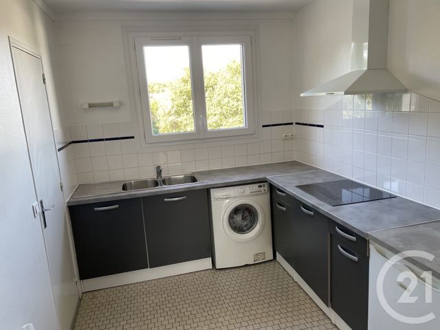 Appartement T4 à louer - 5 pièces - 87.25 m2 - NOZAY - 44 - PAYS-DE-LOIRE - Century 21 Espace De L'Isac