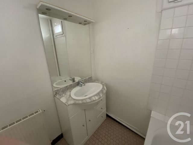 Appartement T4 à louer - 5 pièces - 87.25 m2 - NOZAY - 44 - PAYS-DE-LOIRE - Century 21 Espace De L'Isac