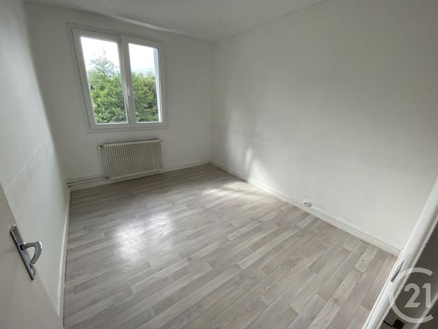 Appartement T4 à louer - 5 pièces - 87.25 m2 - NOZAY - 44 - PAYS-DE-LOIRE - Century 21 Espace De L'Isac
