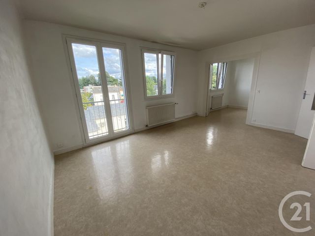 Appartement T4 à louer - 5 pièces - 87.25 m2 - NOZAY - 44 - PAYS-DE-LOIRE - Century 21 Espace De L'Isac