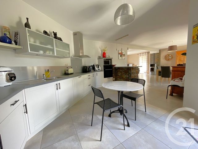 maison à vendre - 6 pièces - 146.84 m2 - NOTRE DAME DES LANDES - 44 - PAYS-DE-LOIRE - Century 21 Espace De L'Isac