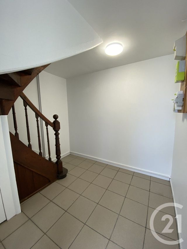 Appartement F2 à louer - 2 pièces - 48.0 m2 - BLAIN - 44 - PAYS-DE-LOIRE - Century 21 Espace De L'Isac