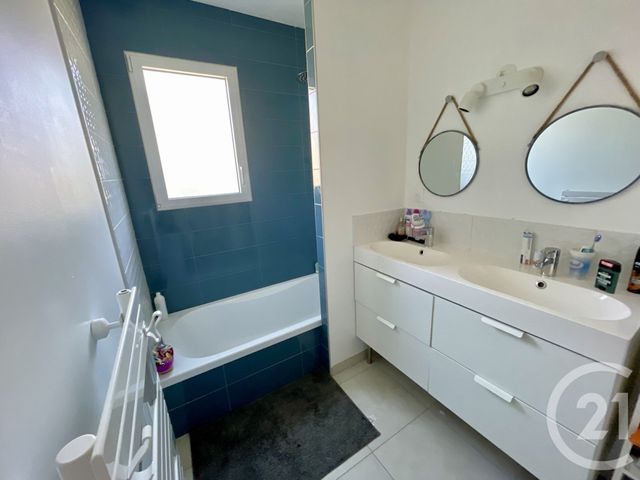 maison à vendre - 6 pièces - 120.11 m2 - CORDEMAIS - 44 - PAYS-DE-LOIRE - Century 21 Espace De L'Isac