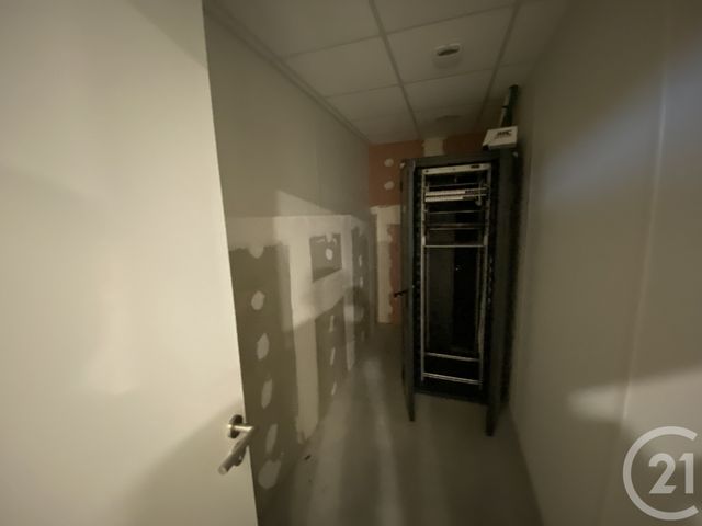 commerce à louer - 295.35 m2 - MALVILLE - 44 - PAYS-DE-LOIRE - Century 21 Espace De L'Isac