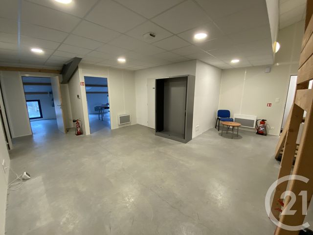 commerce à louer - 295.35 m2 - MALVILLE - 44 - PAYS-DE-LOIRE - Century 21 Espace De L'Isac