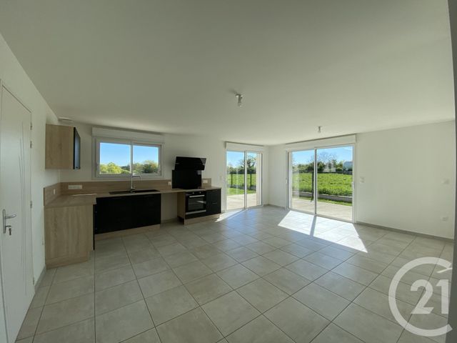 maison à louer - 4 pièces - 89.72 m2 - BLAIN - 44 - PAYS-DE-LOIRE - Century 21 Espace De L'Isac