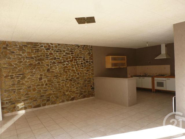 Appartement T3 à louer - 3 pièces - 72.09 m2 - PLESSE - 44 - PAYS-DE-LOIRE - Century 21 Espace De L'Isac