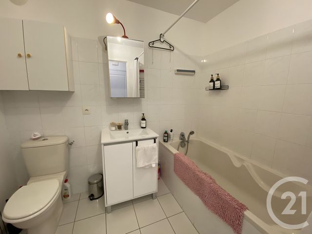 Appartement T2 à louer - 2 pièces - 47.2 m2 - BLAIN - 44 - PAYS-DE-LOIRE - Century 21 Espace De L'Isac