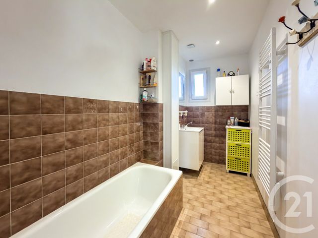 maison à vendre - 5 pièces - 122.8 m2 - NOZAY - 44 - PAYS-DE-LOIRE - Century 21 Espace De L'Isac