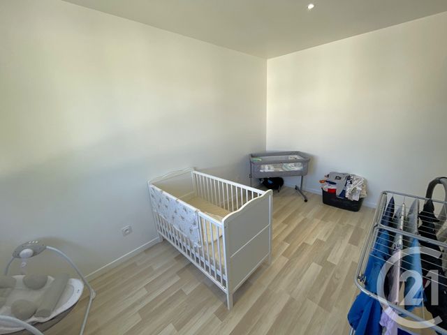 Appartement T4 à vendre - 5 pièces - 87.88 m2 - BLAIN - 44 - PAYS-DE-LOIRE - Century 21 Espace De L'Isac